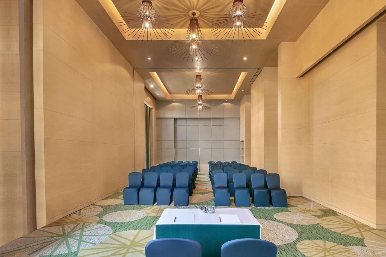 Radisson Blu Hotel Амритсар Экстерьер фото Meeting room